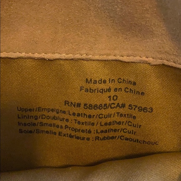 Knee height heeled tan boot - Picture 5 of 5